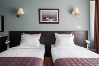 Отель OK Odessa Одесса Стандартный двухместный номер с 1 кроватью или 2 отдельными кроватями-13