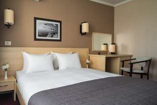 Отель OK Odessa Одесса Стандартный двухместный номер с 1 кроватью или 2 отдельными кроватями-1